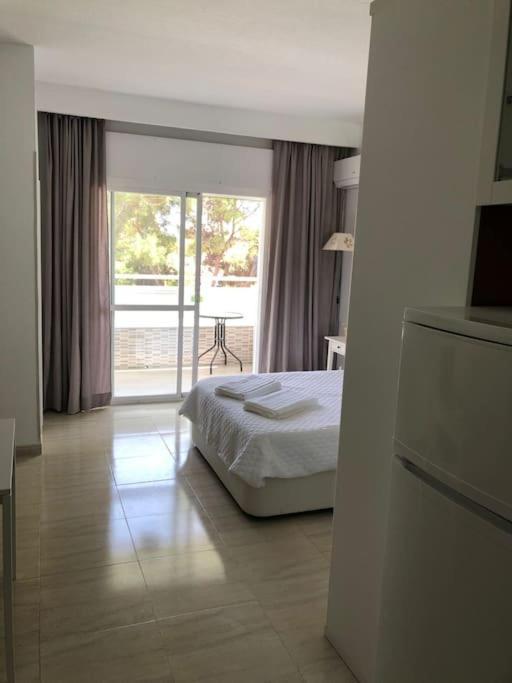 Estudio Torre De Andalucia 马尔韦利亚 外观 照片
