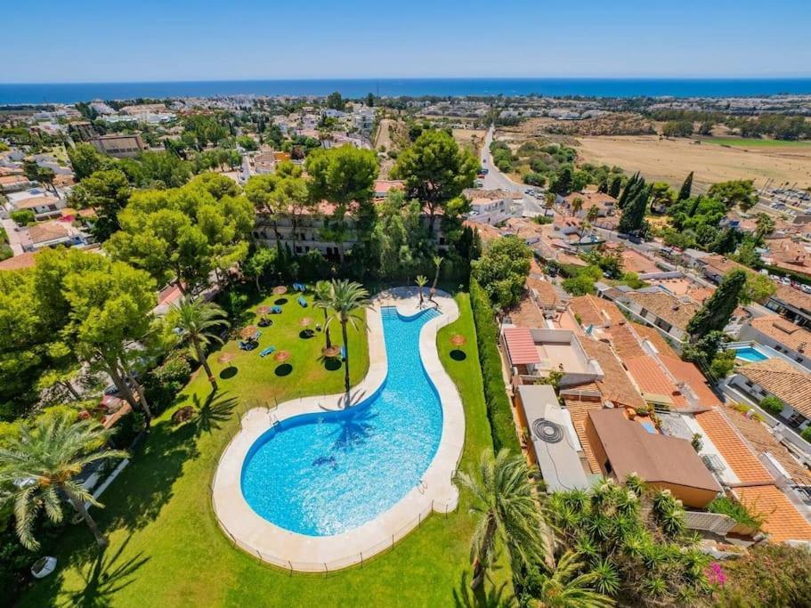 Estudio Torre De Andalucia 马尔韦利亚 外观 照片