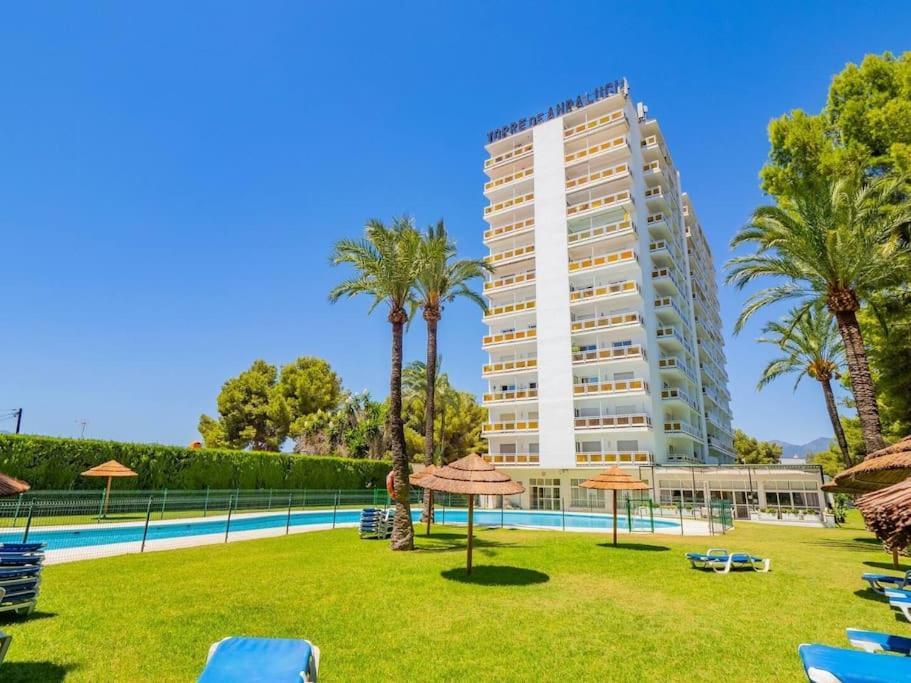 Estudio Torre De Andalucia 马尔韦利亚 外观 照片